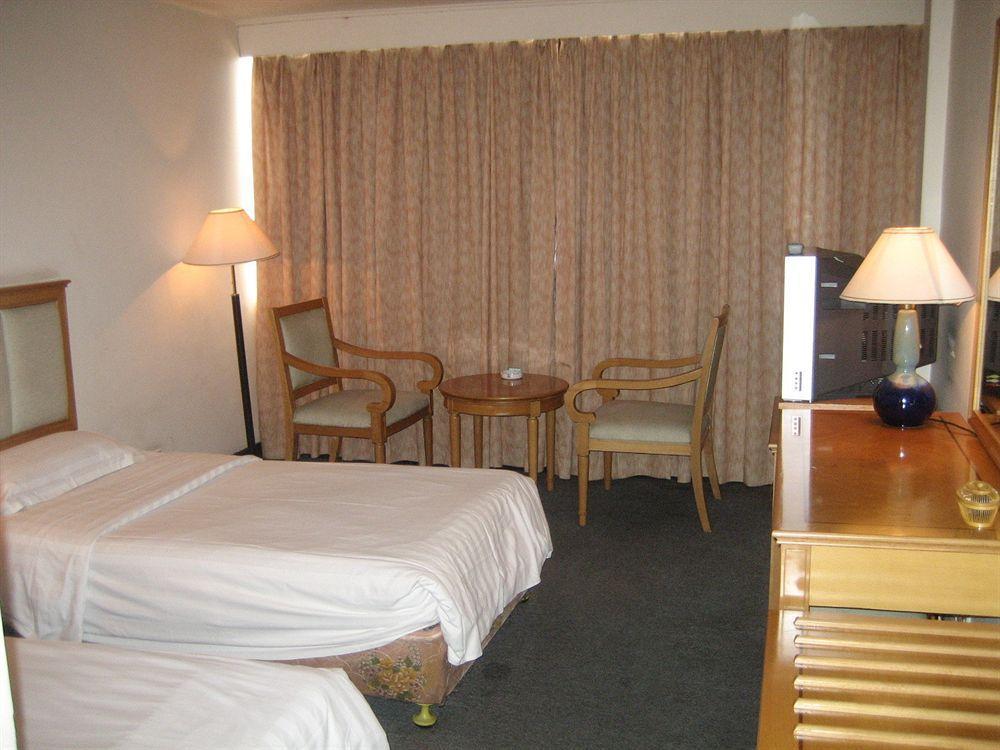 Hotel Jiang Yue Canton Esterno foto